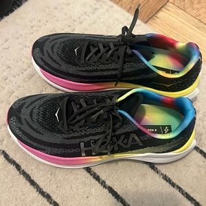 Hoka Mach X